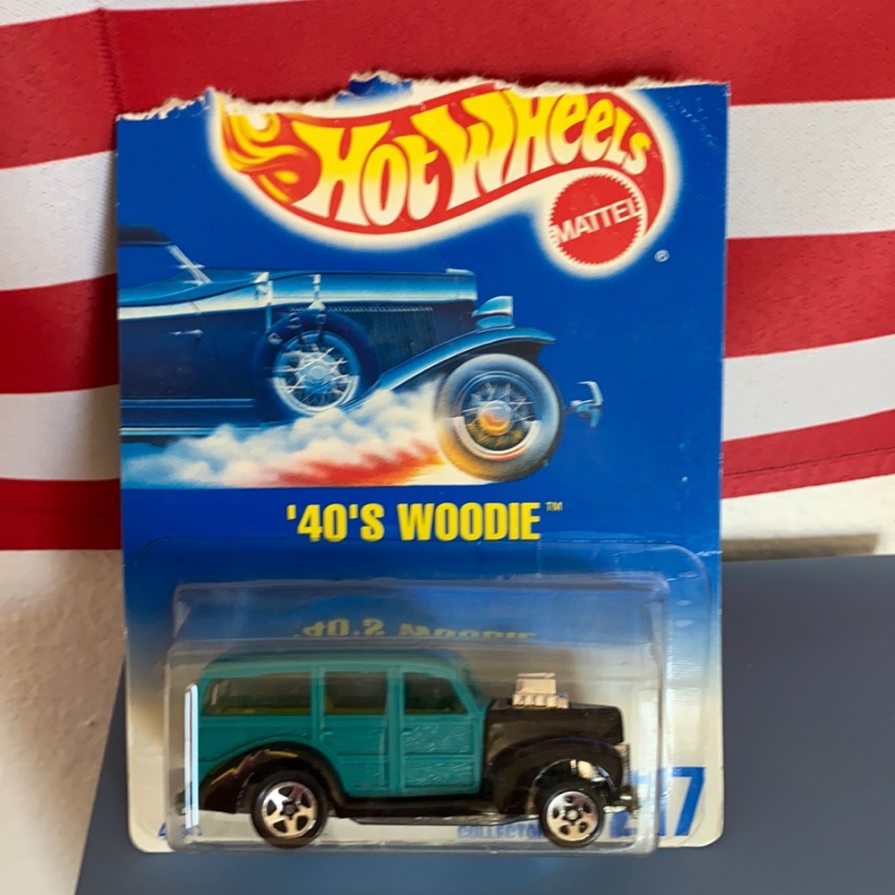 HOT WHEELS COLLECTION